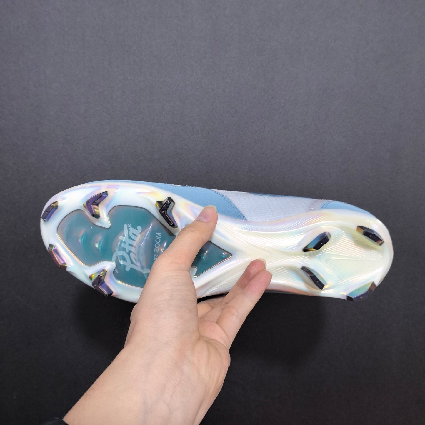 Mercurial Vapor 16 Elite x Patta FG - Special Edition Chrome/Aqua