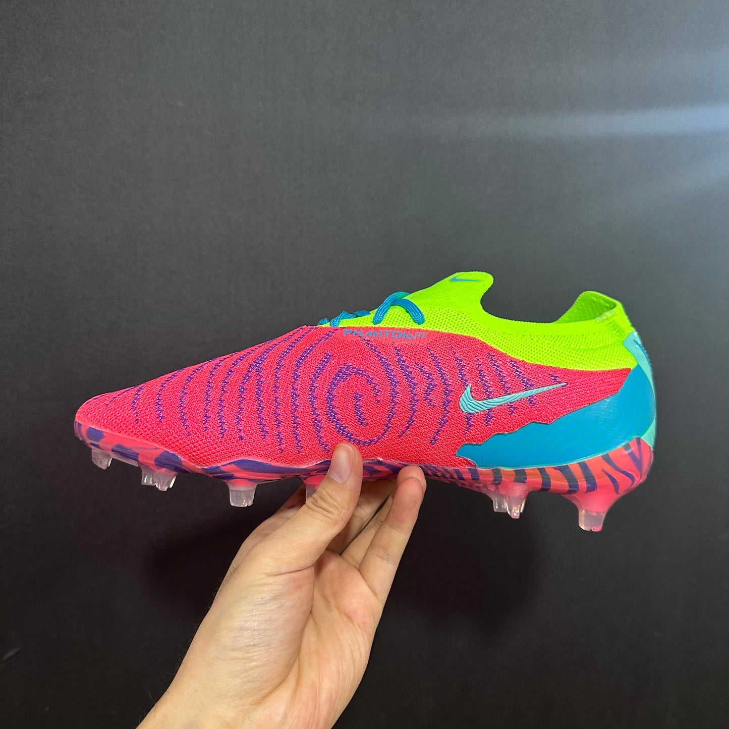 Phantom GX Pro Elite FG Pink/Green/Blue