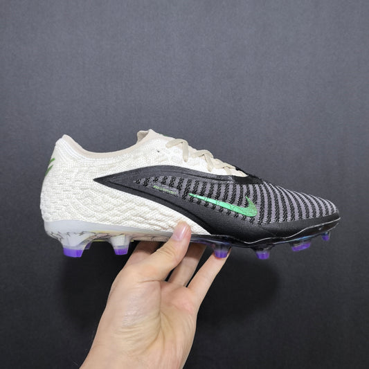 Kobe Bryant x Phantom 6 Low Elite FG Special edition